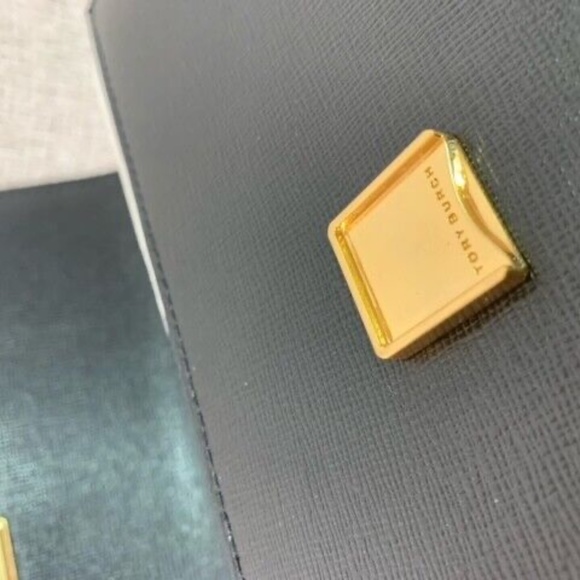 NEW Tory Burch Robinson Black Saffiano Leather Chain Wallet/MINI Crossbody Bag - Picture 11 of 13